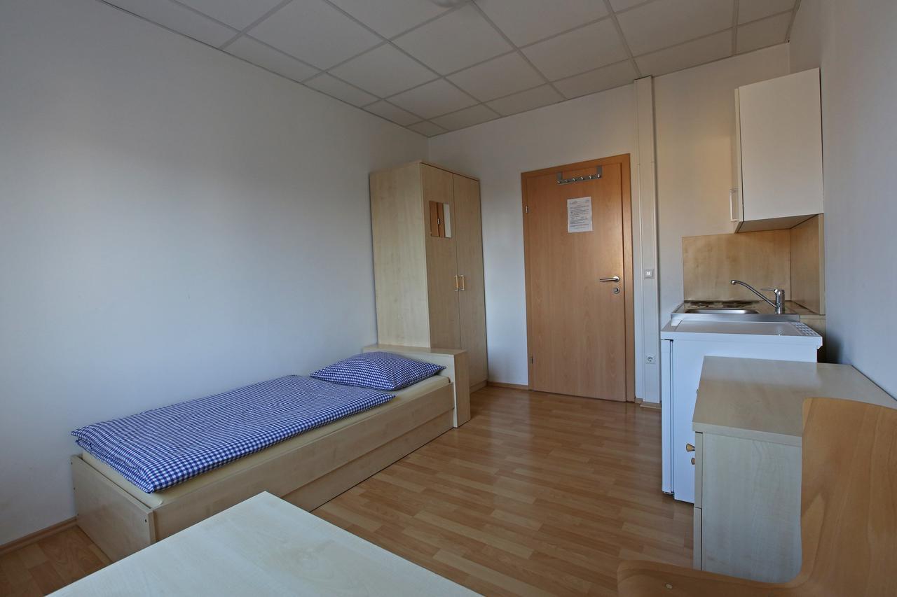 Montagehotel Living@לינץ מראה חיצוני תמונה