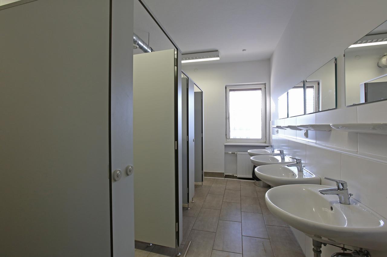 Montagehotel Living@לינץ מראה חיצוני תמונה